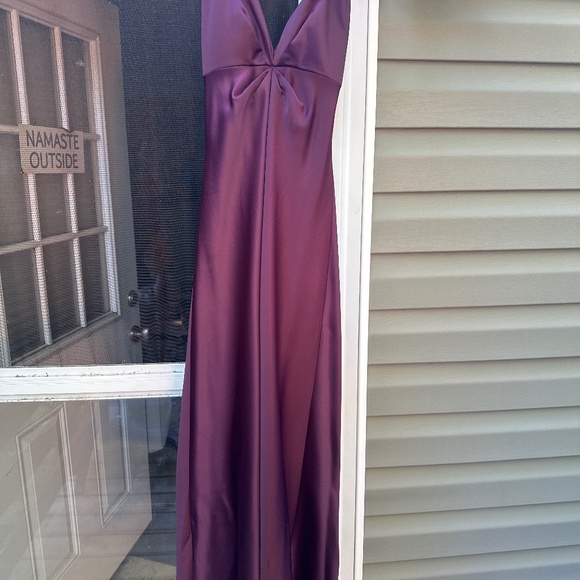 Halter top wedding attire - Picture 1 of 2